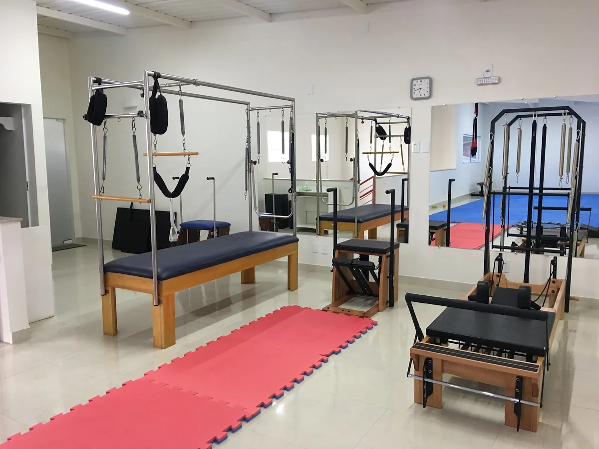Espaço amplo da Rock Your Life Fitness