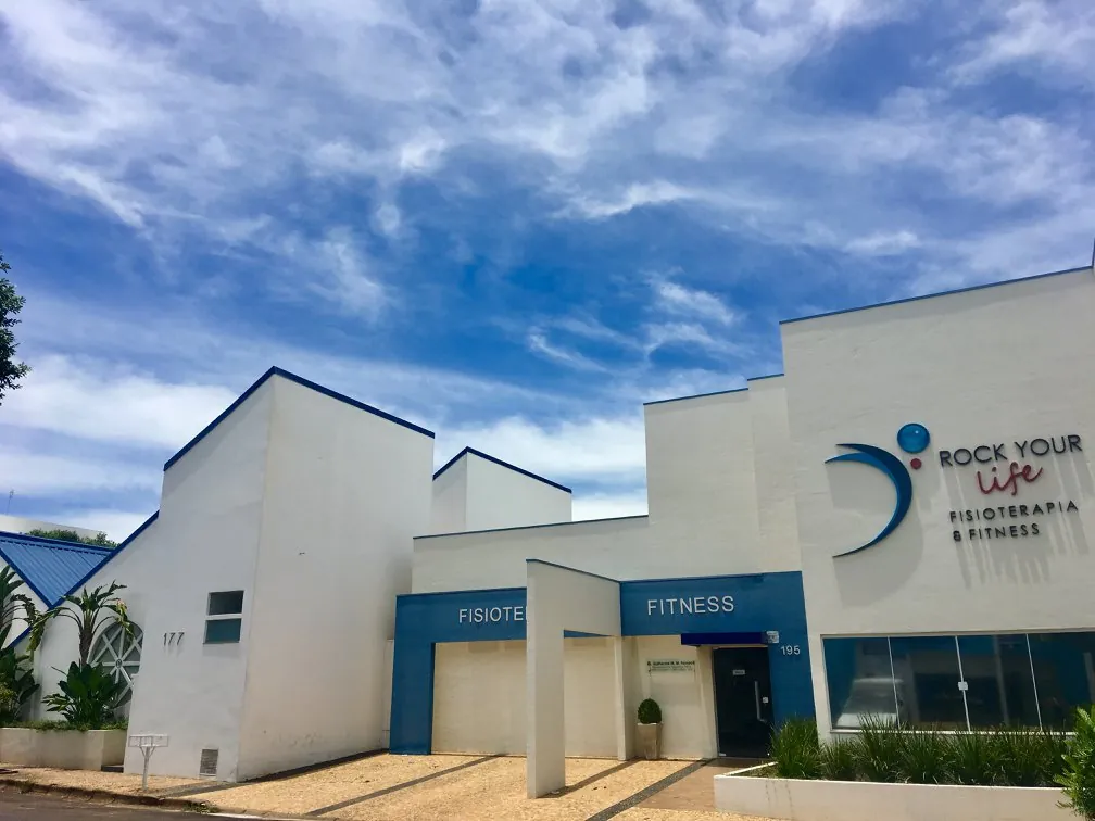 Fachada do espaço Rock Your Life Fitness